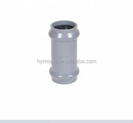 Fittings e conectores de tubos de PVC OEM fabricados de acordo com a norma DIN com juntas de borracha